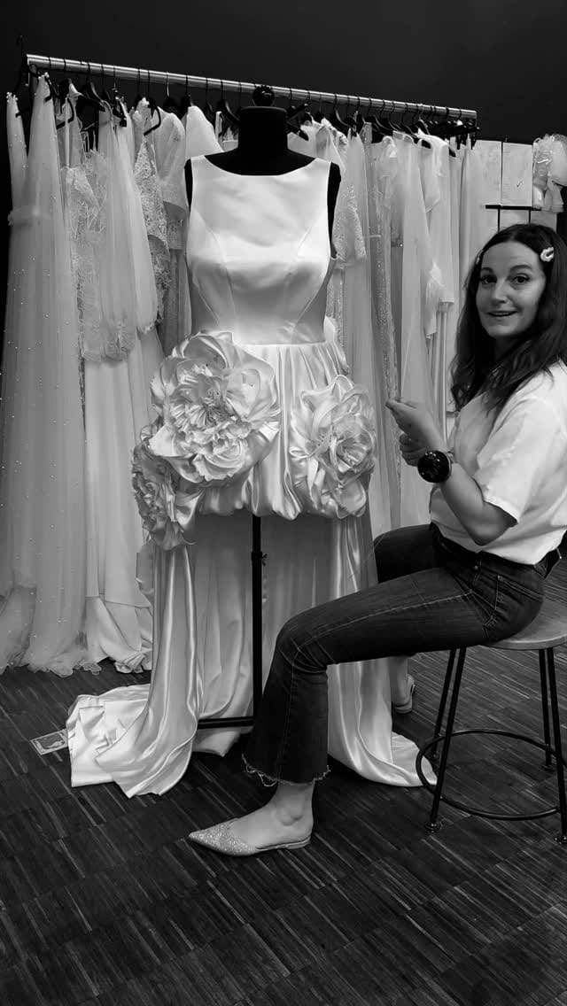 Post 6 by Franziska Burgert Atelier on Instagram (video)