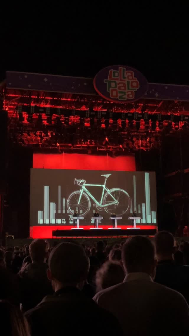 Post 10 by Tino Pohlmann on Instagram (video)