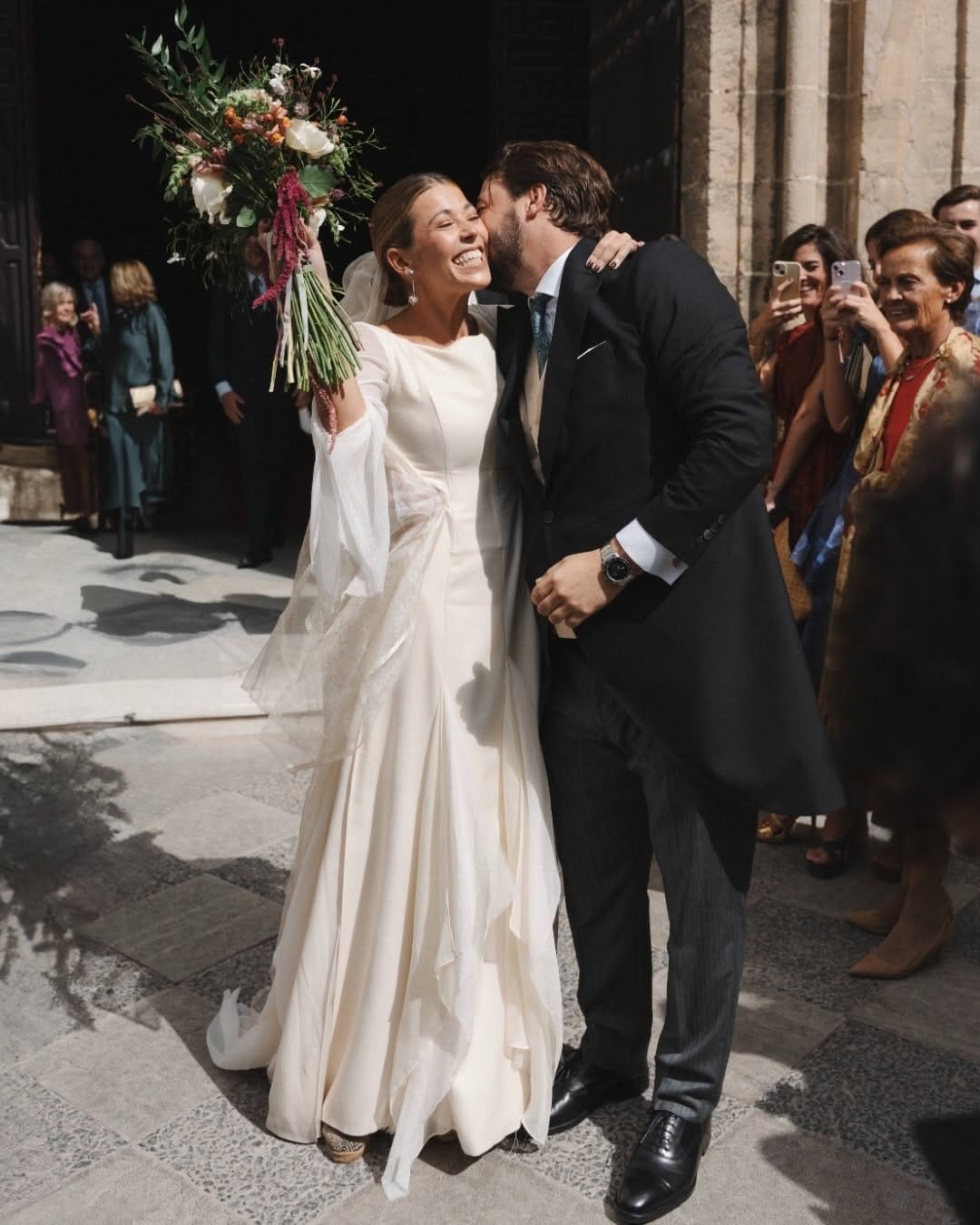 Post 5 by Sylvi | Wedding Photographer Paris, London, Italy, Spain on Instagram (carousel)