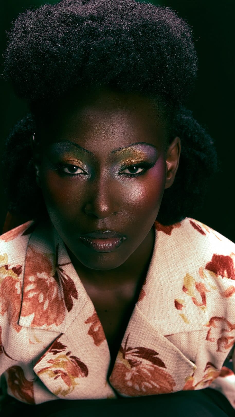Post 1 by Aline Amike on Instagram (video)