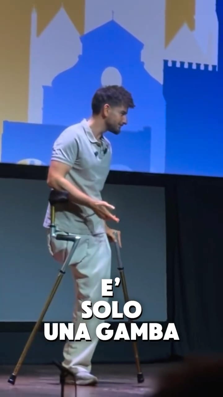 Post 6 by Arturo Mariani on Instagram (video)