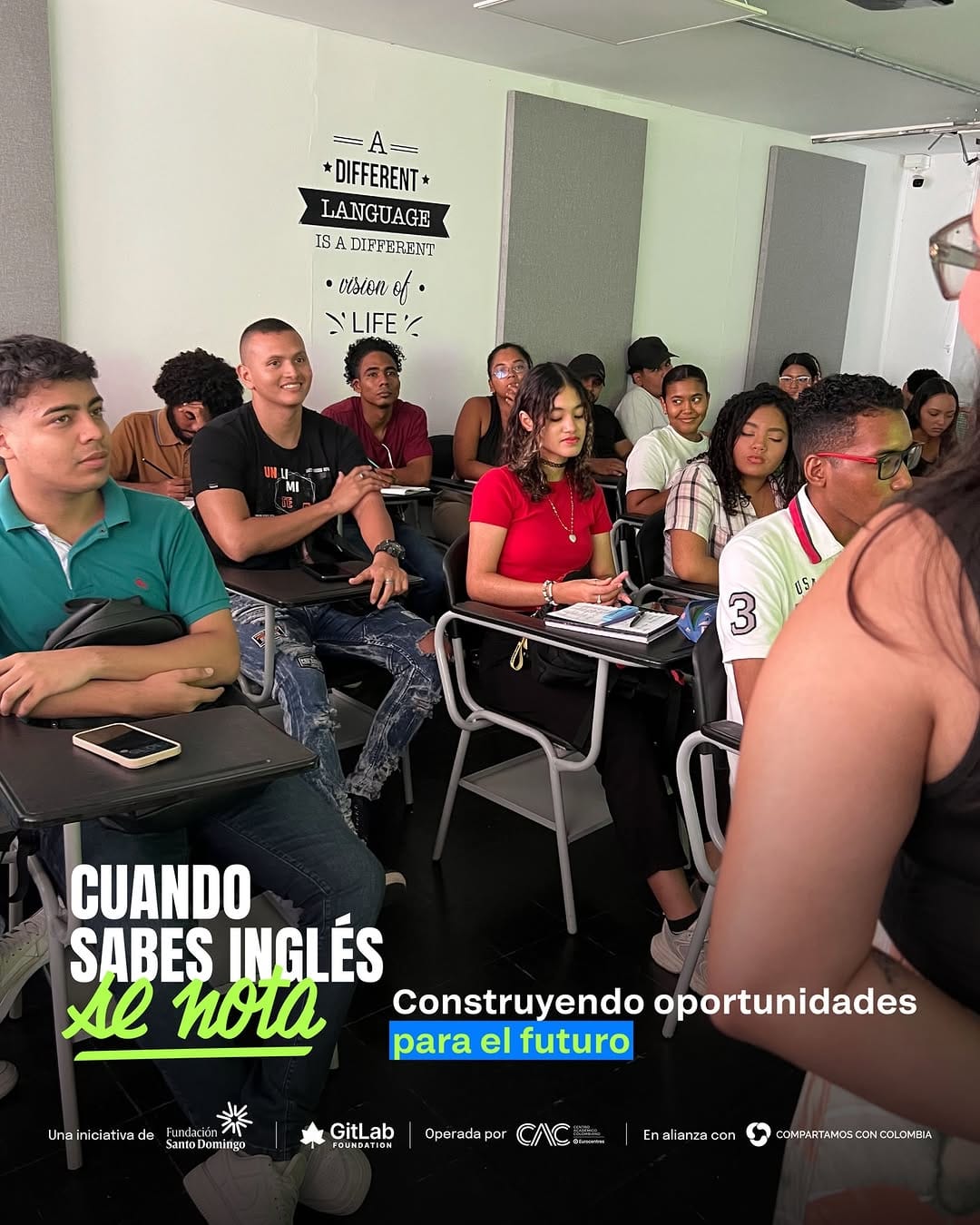 Post 5 by Centro Académico Colombiano Eurocentres on Instagram (carousel)