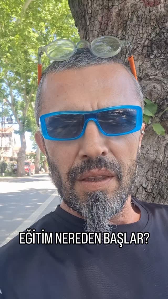 Post 3 by Motosiklet Üniversitesi on Instagram (video)