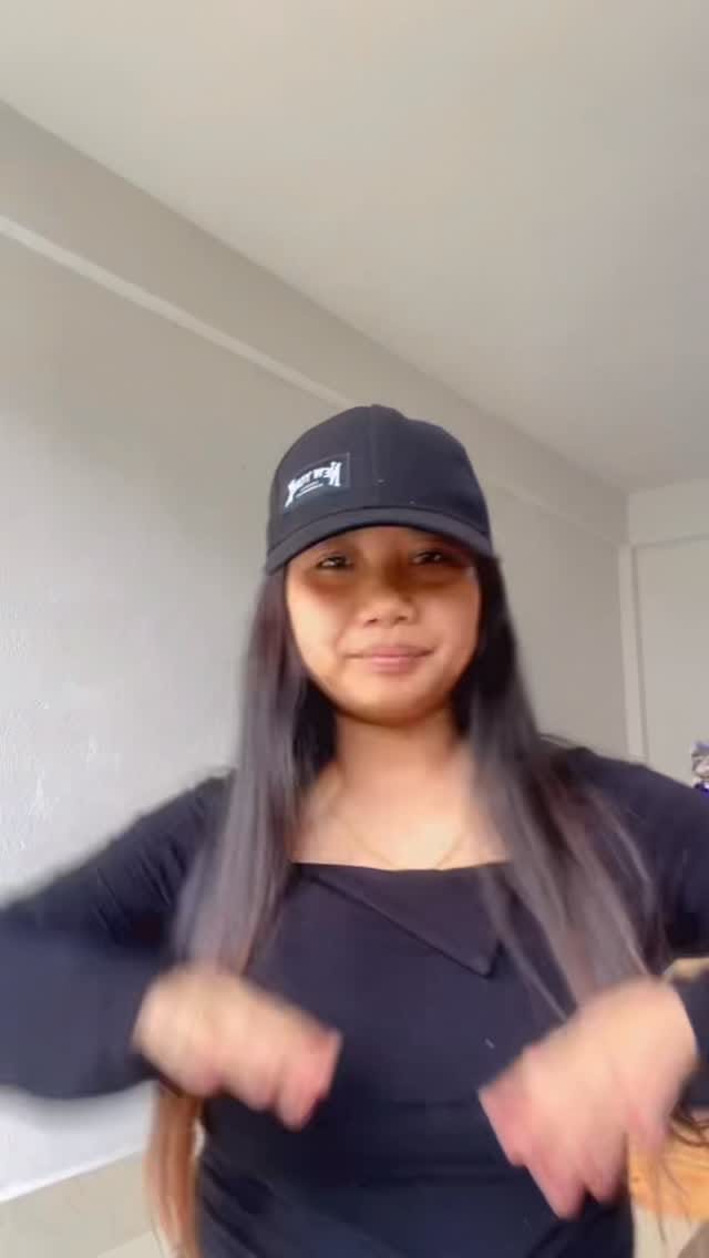 Post 2 by Zukashikomelokika on Instagram (video)