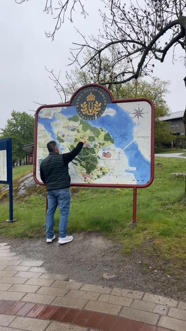 Post 3 by Stockholm University on Instagram (video)