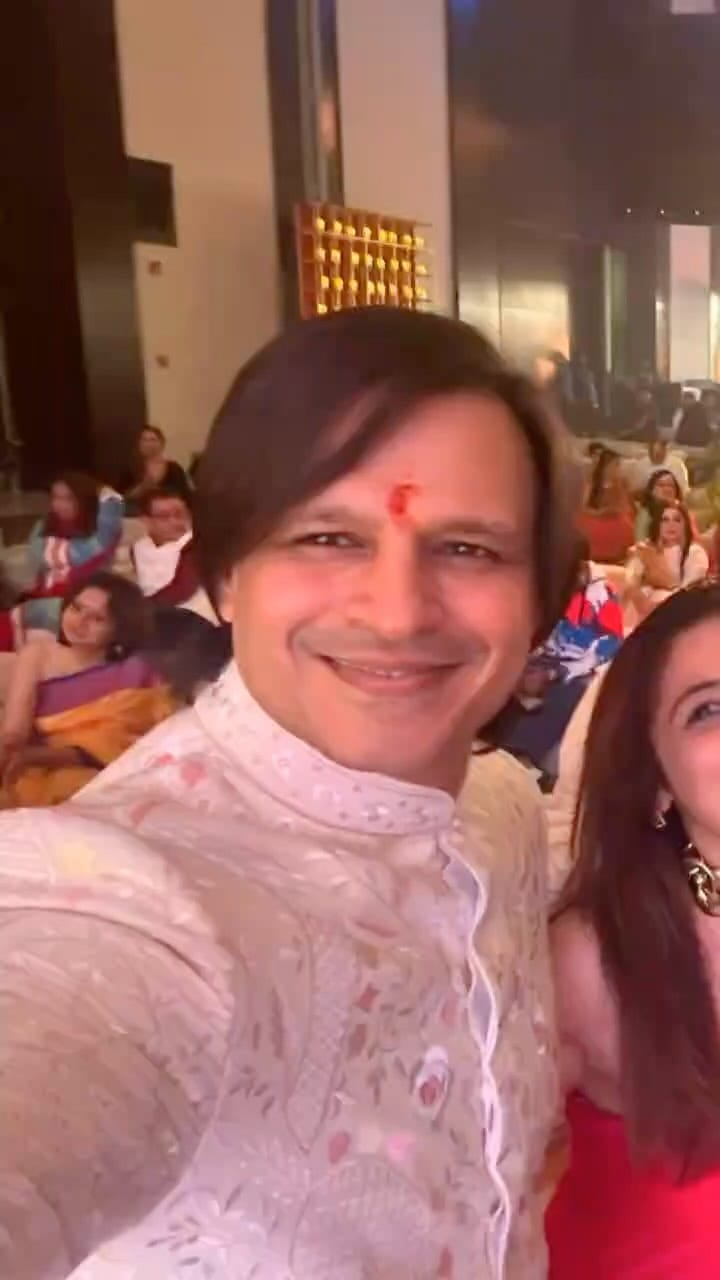 Post 10 by Preeti Malhotra Comar on Instagram (video)