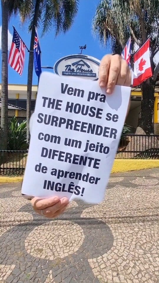 Post 9 by The House Inglês  🇺🇲 🇬🇧 on Instagram (video)