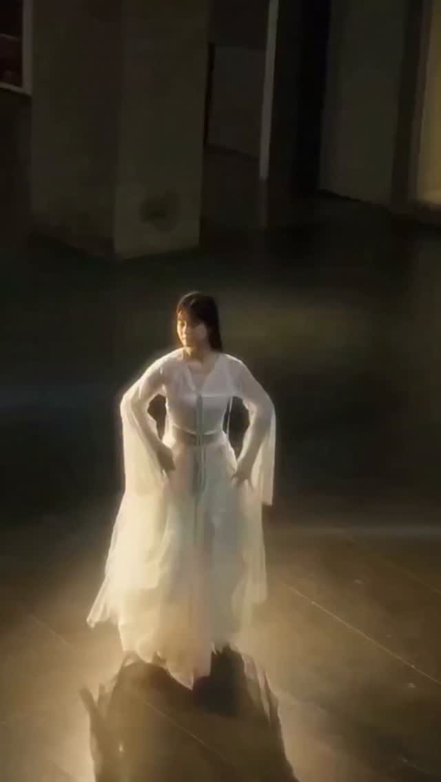 Post 1 by Reza Kazemi on Instagram (video)