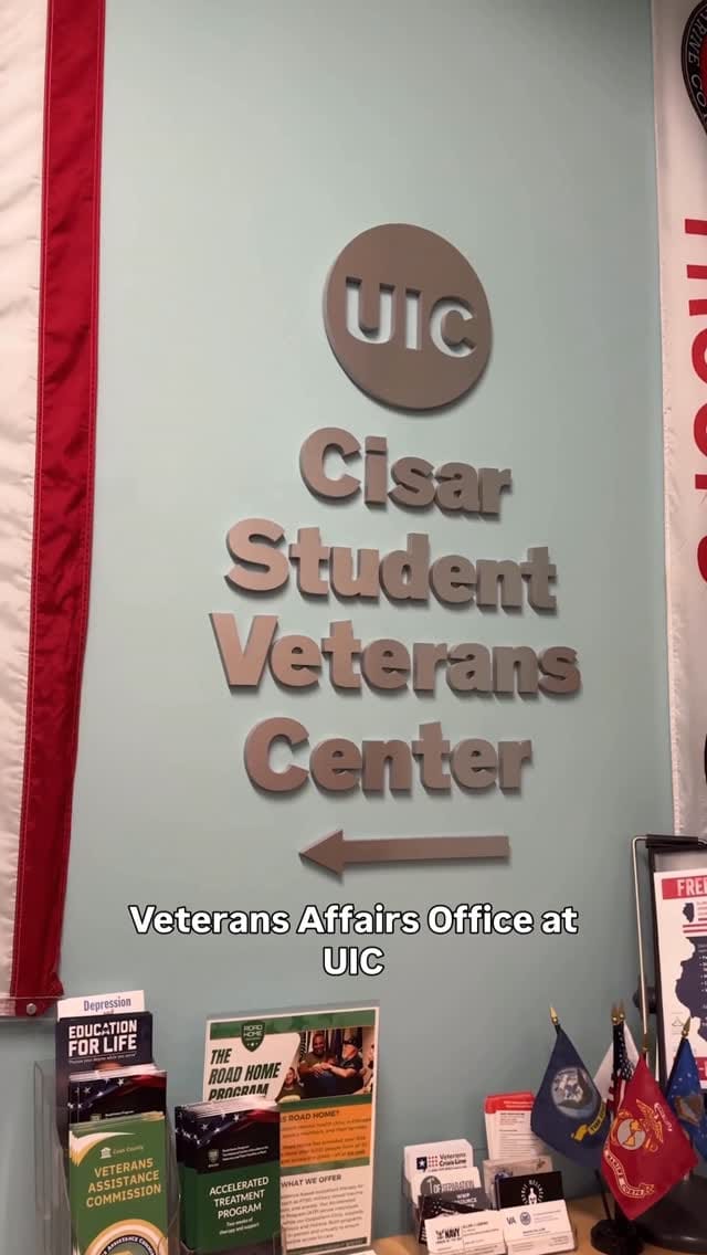 Post 4 by University of Illinois Chicago Student Affairs on Instagram (video)