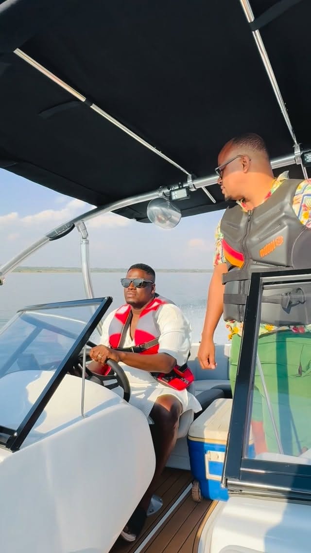 Post 6 by PoisonMobutu on Instagram (video)