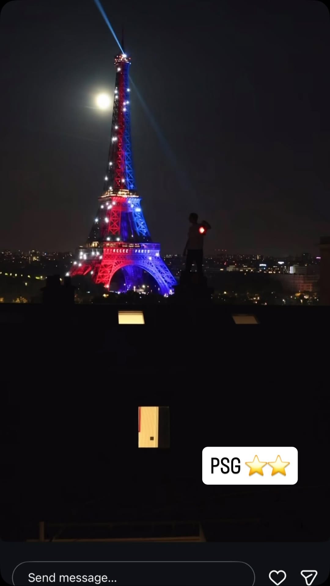 Post 4 by Simone Paiva & Flávio Paiva on Instagram (video)