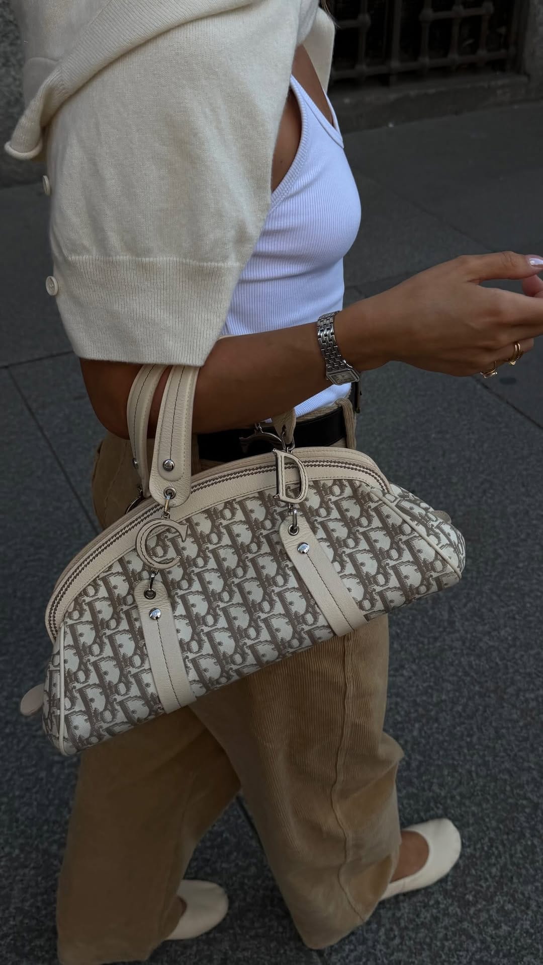 Post 9 by camille montagnac on Instagram (video)