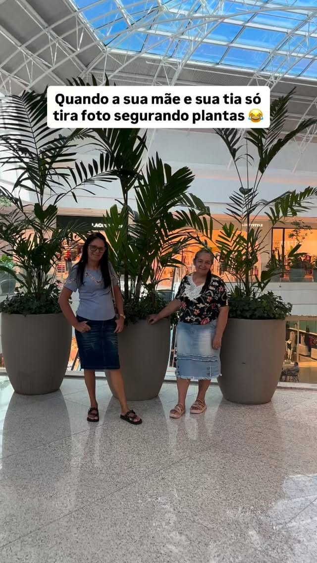 Post 3 by Casal Tão Sonhado Lar on Instagram (video)
