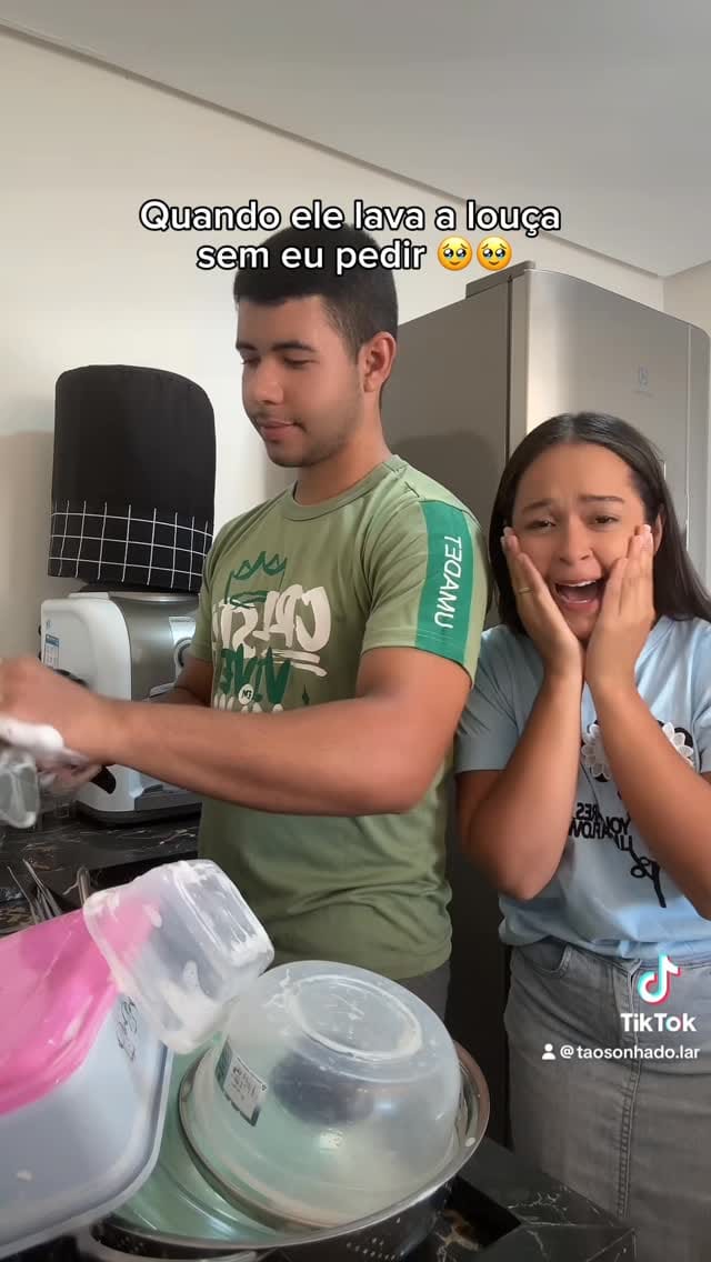Post 7 by Casal Tão Sonhado Lar on Instagram (video)