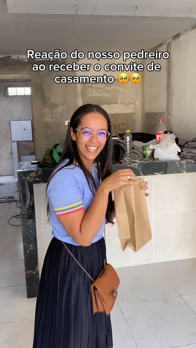 Post 9 by Casal Tão Sonhado Lar on Instagram (video)