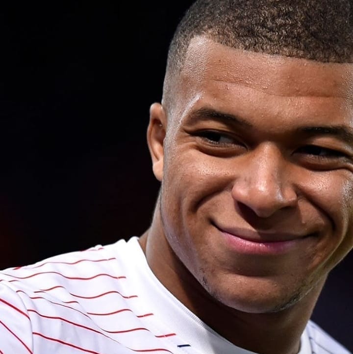 Post 4 by Fan of Mbappe  | 24K on Instagram (image)