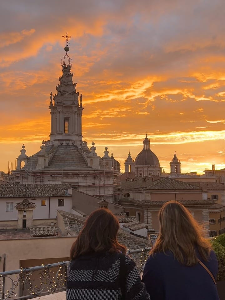 Post 3 by Vanessa Esteve | Roman tales 🇮🇹📽️🎞️ on Instagram (carousel)