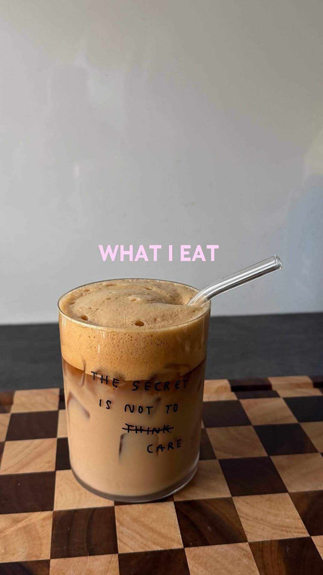 Post 6 by Kenza Tham on Instagram (video)