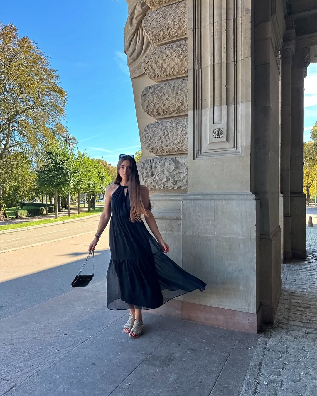 Post 6 by LÉA 🦋 on Instagram (carousel)