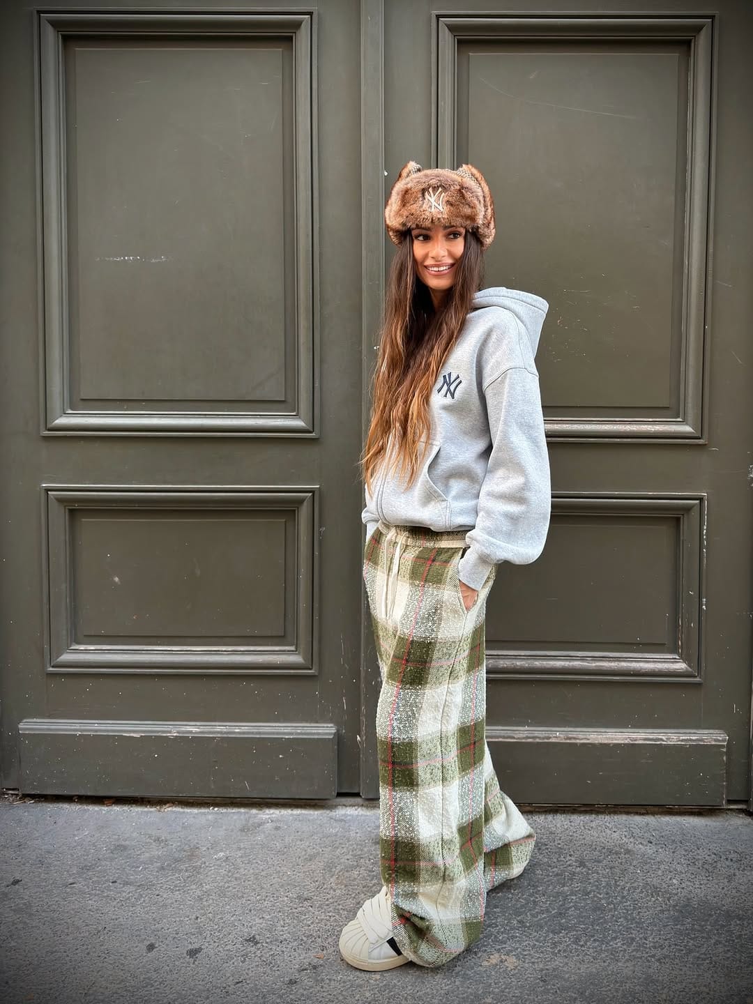 Post 10 by ℳ𝑒𝓇𝓎𝓁 ℳ𝑜𝓊𝓇𝒸𝒽𝑜𝓊 on Instagram (carousel)