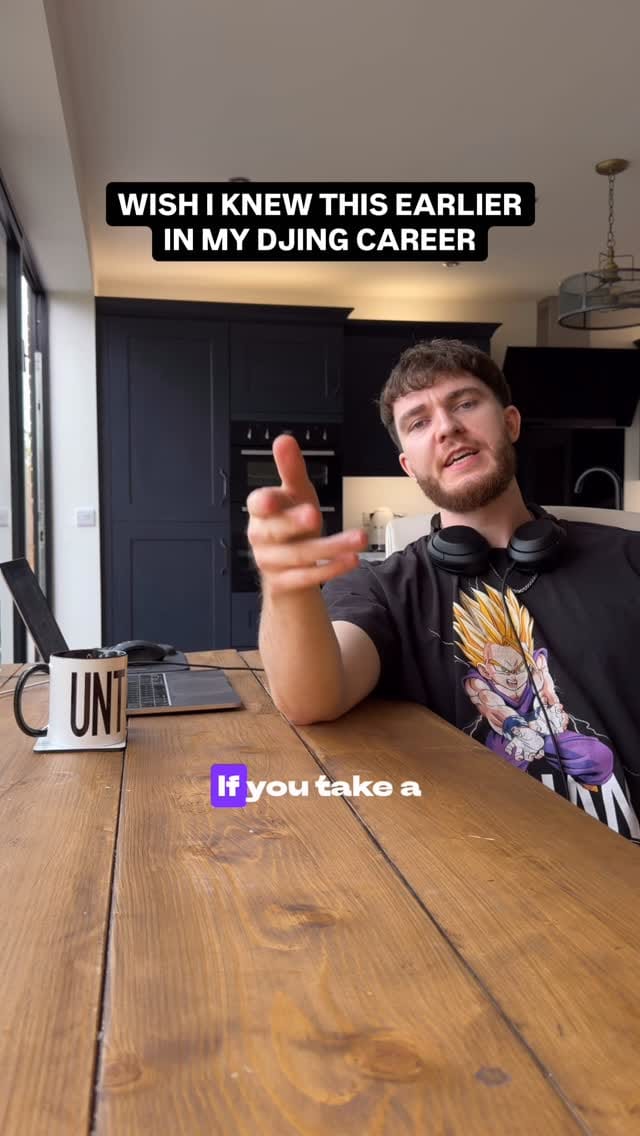Post 4 by TITAN on Instagram (video)