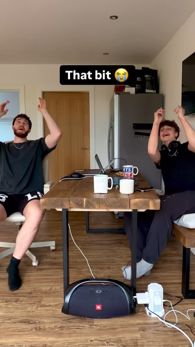 Post 5 by TITAN on Instagram (video)