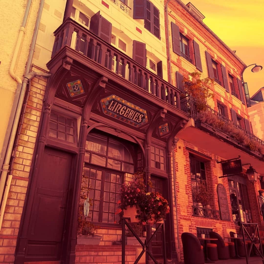 Post 1 by Carl "Valmont" Lepeltier ⚜️ on Instagram (image)