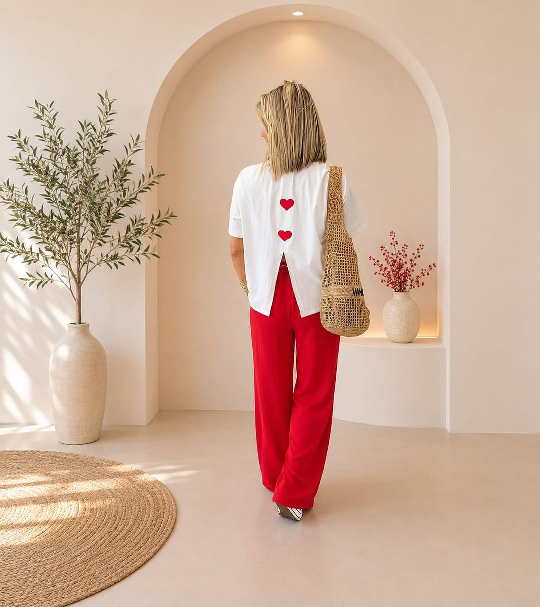 Post 4 by Sarah Dizant - Outfit - Deco on Instagram (carousel)