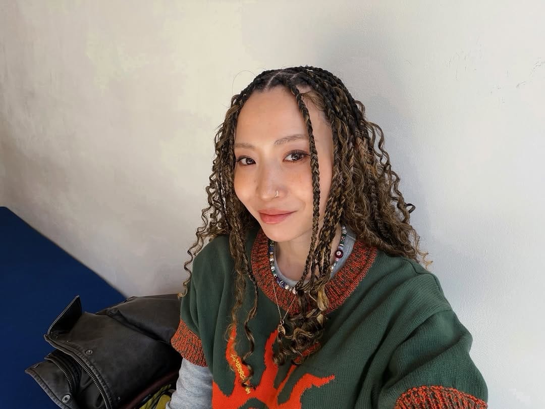 Post 6 by BGIRL AYU on Instagram (carousel)