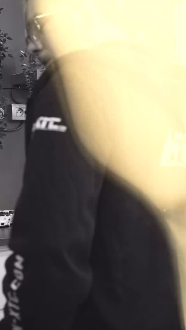 Post 6 by BR 📸 on Instagram (video)