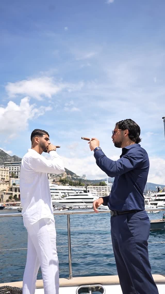 Post 10 by BR 📸 on Instagram (video)