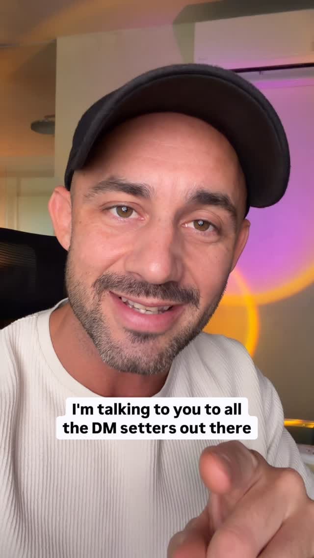 Post 2 by Mikele - Business Mentor For Online Coaches on Instagram (video)