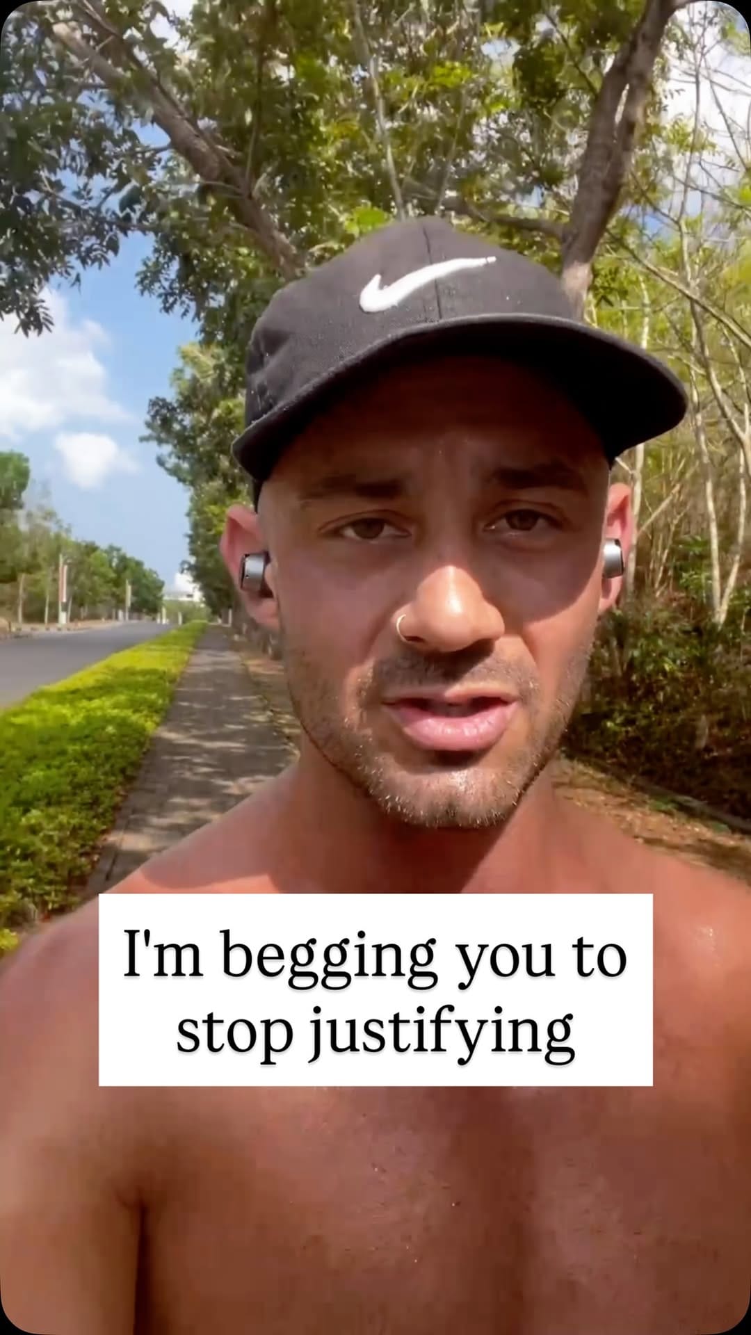 Post 7 by Mikele - Business Mentor For Online Coaches on Instagram (video)