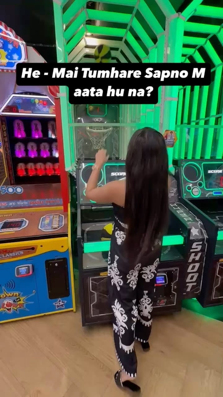 Post 7 by Ishita Gupta on Instagram (video)