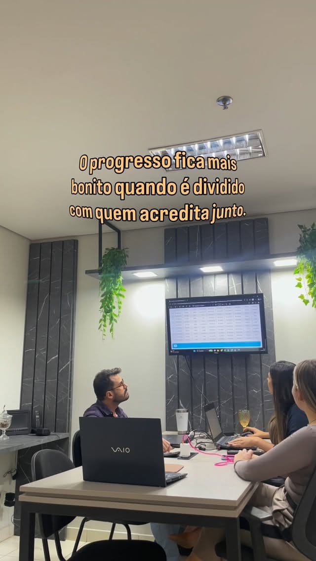 Post 4 by Grazy Soares on Instagram (video)