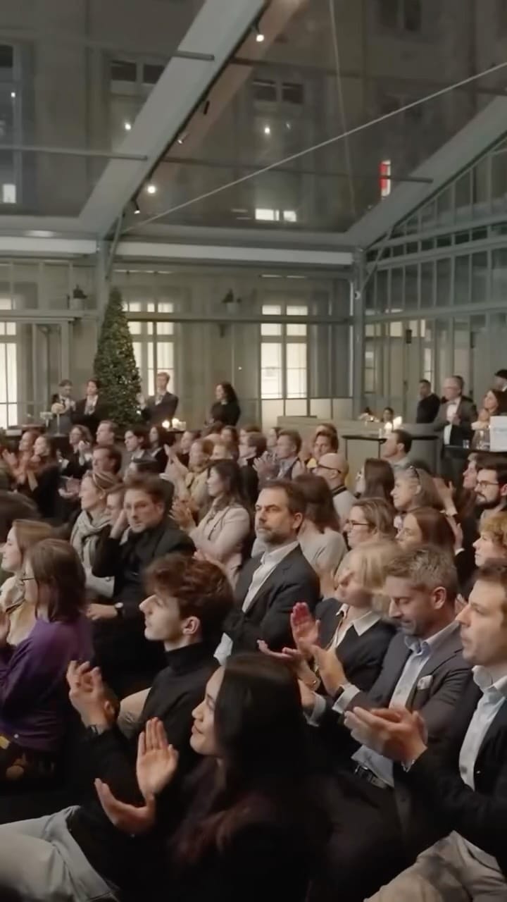 Post 2 by Robert Jan Sasson on Instagram (video)