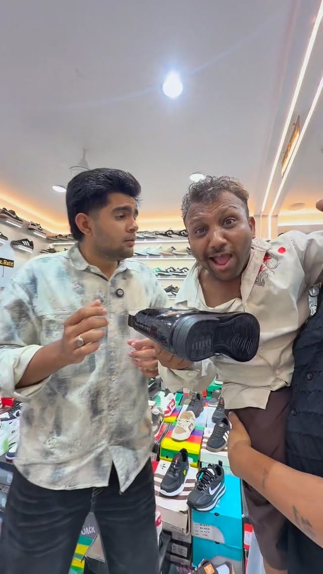Post 8 by Memon Noman on Instagram (video)