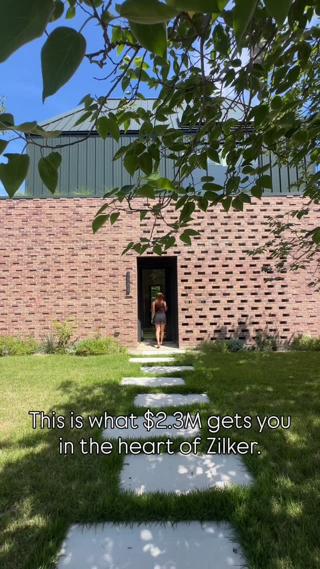 Post 1 by Yamile Guerrero on Instagram (video)
