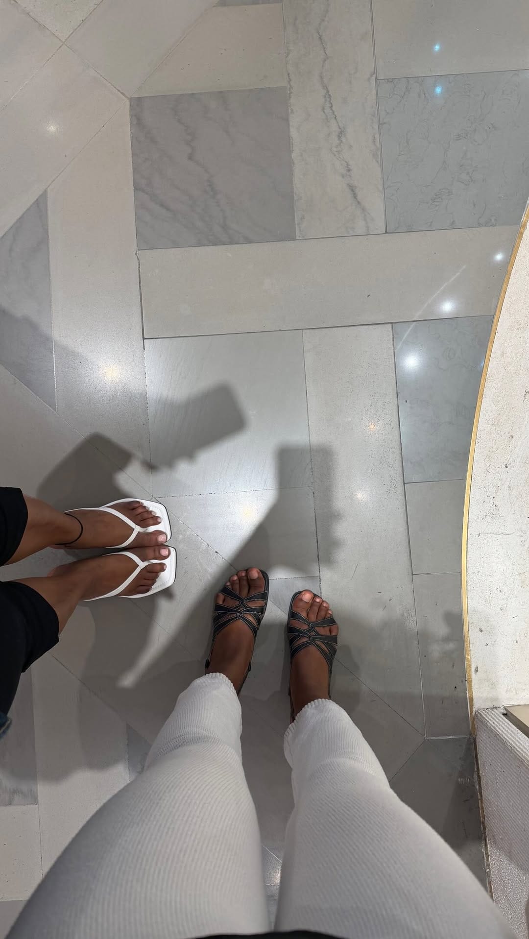 Post 6 by Yasmine Camara on Instagram (video)