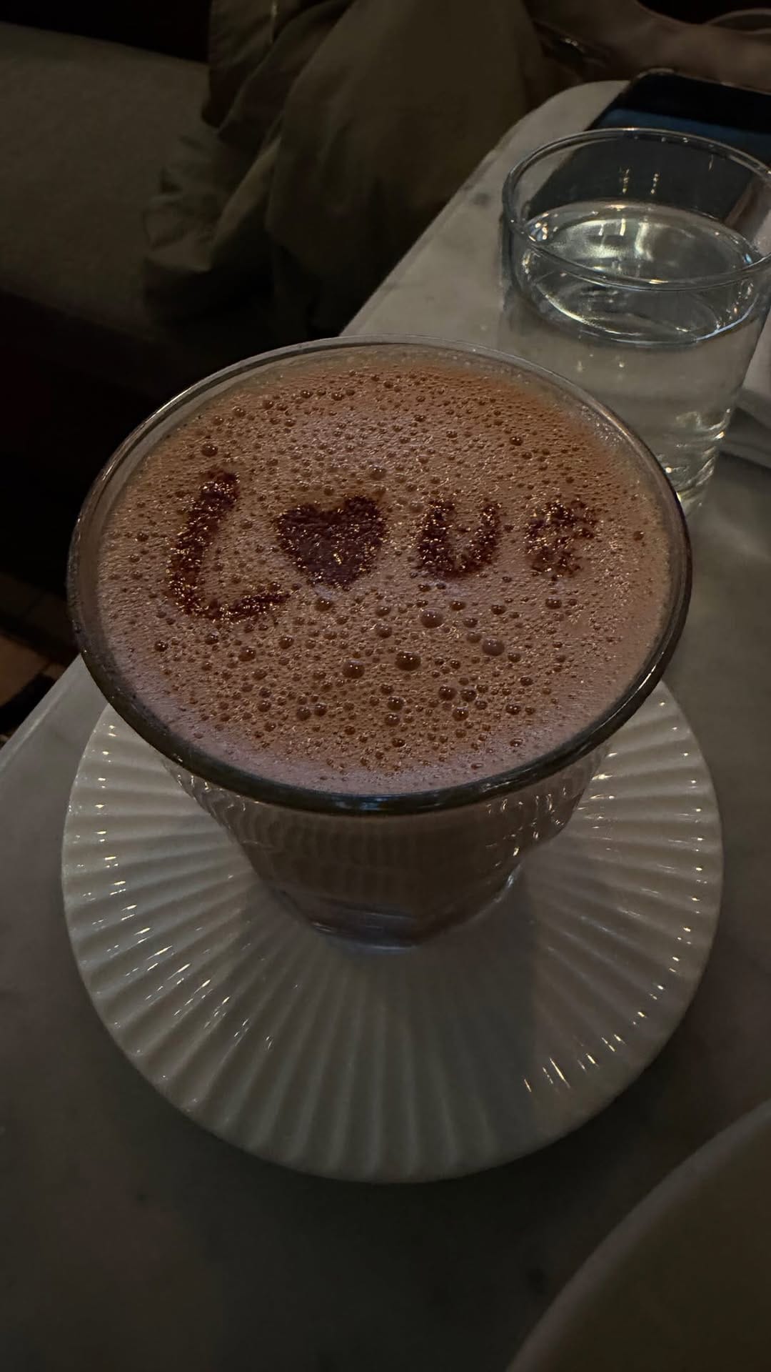 Post 4 by Yasmine Camara on Instagram (video)