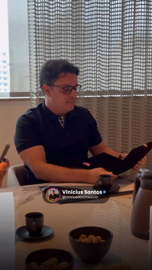 Post 1 by Vinícius Santos | Consórcio on Instagram (video)