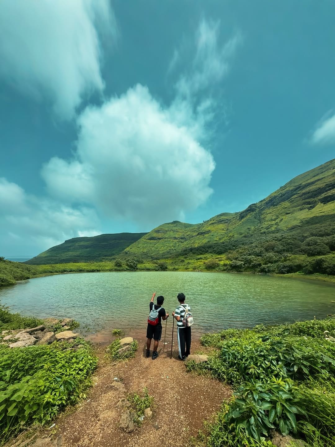 Post 6 by Vishnu koledath on Instagram (carousel)
