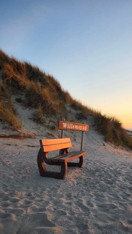 Post 1 by Ameland | Camping | Nordsee on Instagram (video)