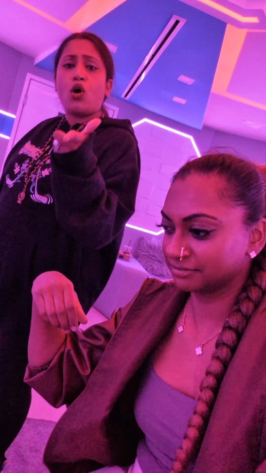 Post 8 by Amrithavarshini Muralikrishnan on Instagram (video)