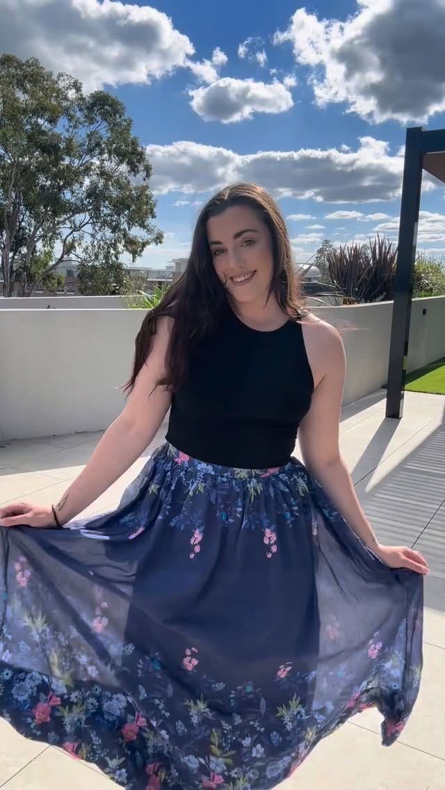 Post 5 by Michelle Scanlan ~Sydney Content Creator -Australia 🇦🇺 on Instagram (video)