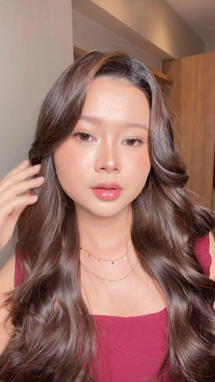 Post 3 by Rachelia Rapha on Instagram (video)
