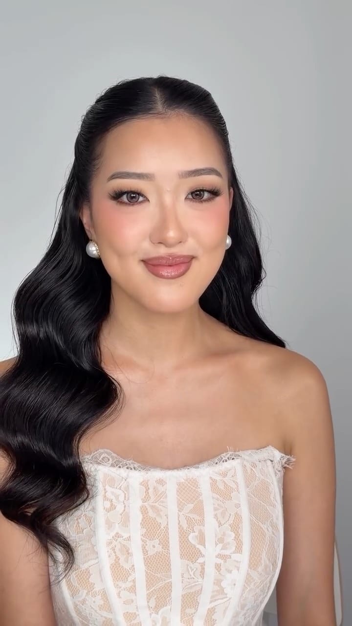 Post 4 by Salemah Rizay HMUA on Instagram (video)