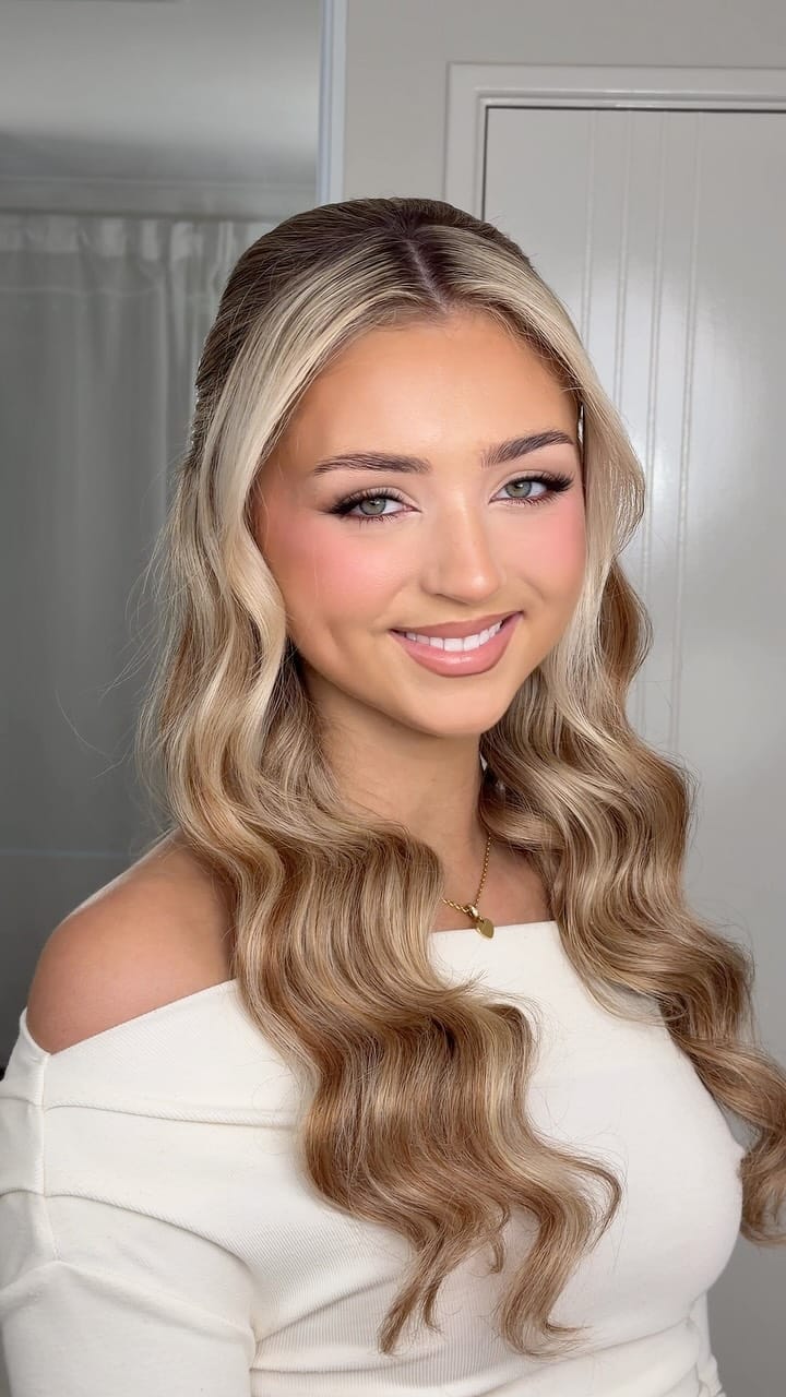 Post 2 by Salemah Rizay HMUA on Instagram (video)