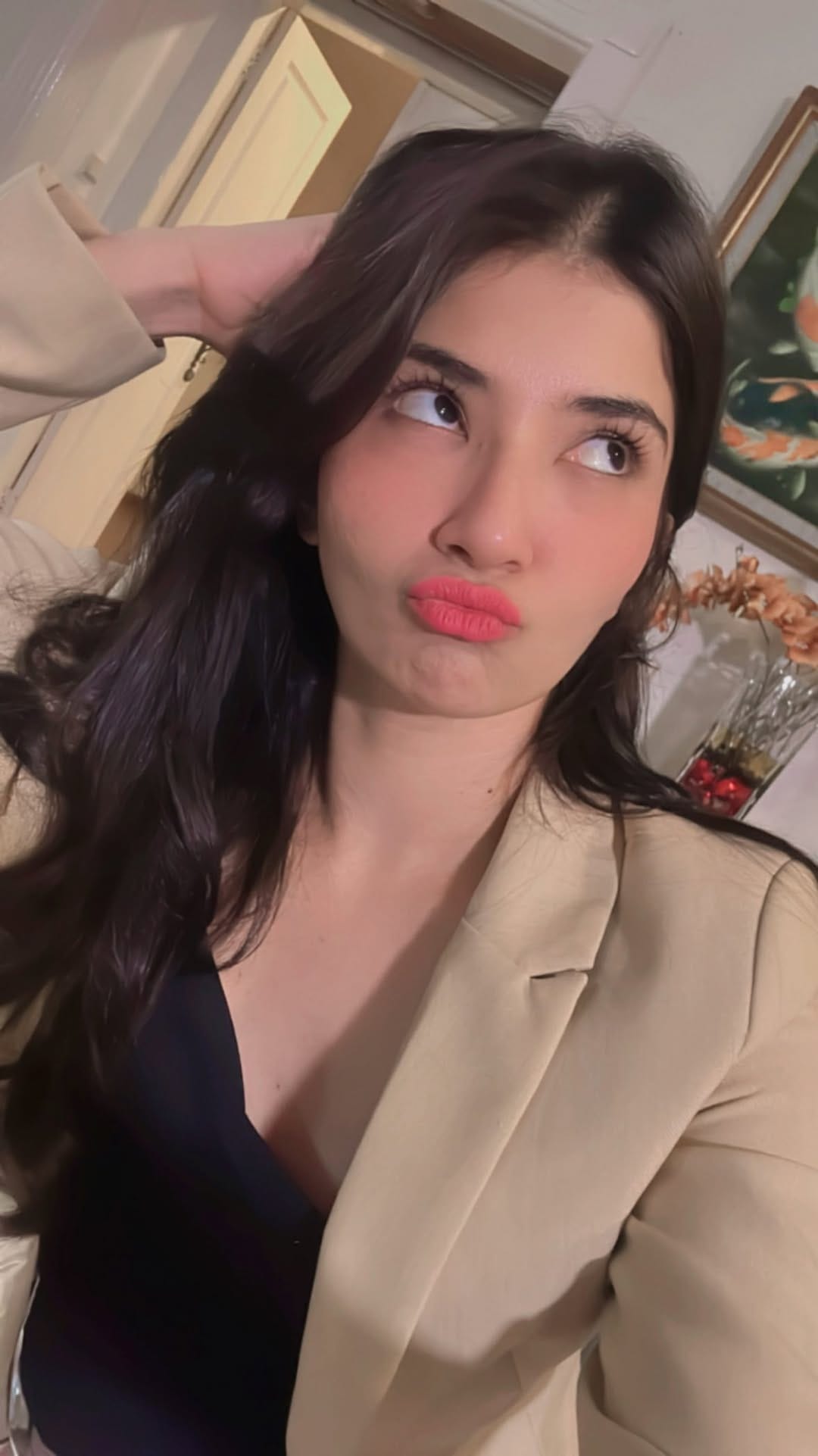Post 10 by fiona fachru nisa on Instagram (video)