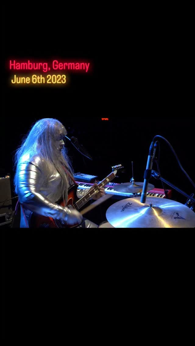 Post 3 by 𝗦𝗧𝗘𝗘𝗟 𝗕𝗘𝗔𝗡𝗦 on Instagram (video)